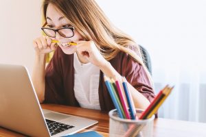 business women writing website content